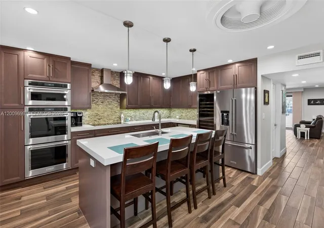 4th image of 3726 Ne 166Th St #116, North Miami Beach, FL 33160 | MLS# A12009699
