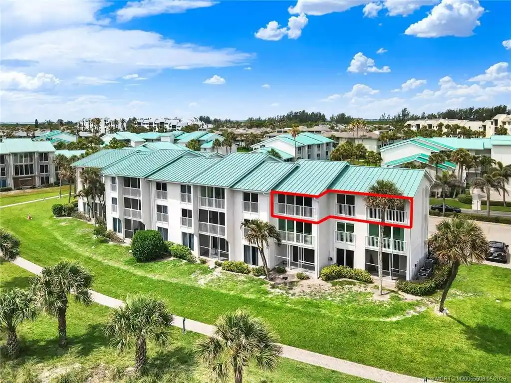 Listing Photo 1 - Condo for sale in 2400 S Ocean Dr located at 2400 S Ocean Dr, Hollywood, FL 34949 - Unit #335