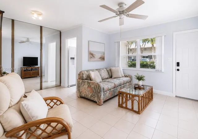 2nd image of 1425 Arthur St #103A, Hollywood, FL 33020 | MLS# A12015474