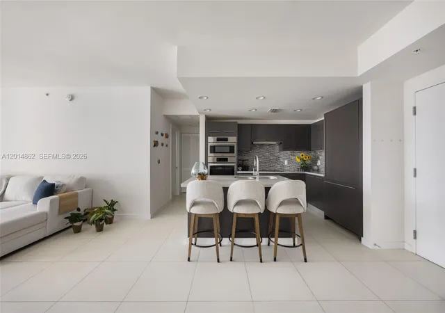 4th image of 7825 Nw 107Th Ave #419, Doral, FL 33178 | MLS# A12014862
