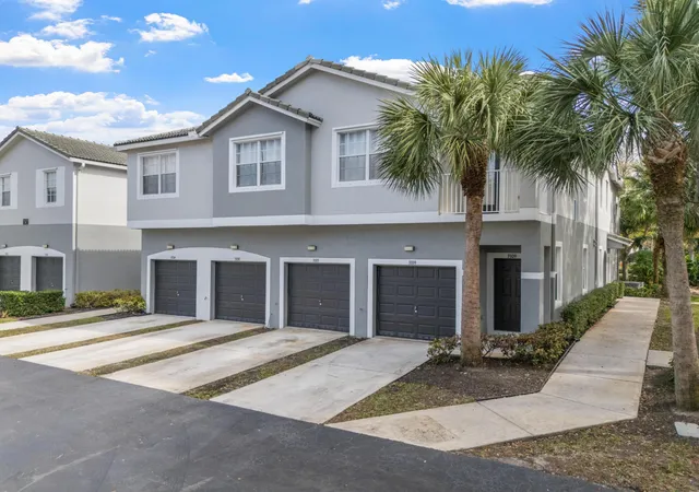 Photo 1 of Condo for sale at 3105 Grandiflora Dr, Lake Worth, FL 33467 | MLS# B26027672 | Listing updated on 2026-09-23