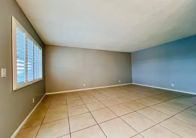 Listing Photo 4 - Condo for sale in building located at 74 Berkshire C, West Palm Beach, FL 33417