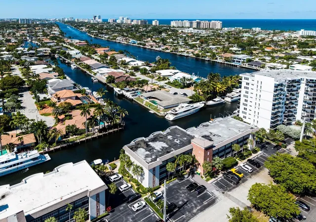 Homes for sale in Fort Lauderdale, FL | 3121 Ne 51St St #205E, Fort Lauderdale, FL 33308 | MLS# A12017992