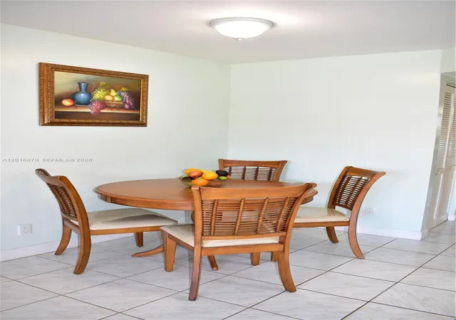 5th image of 8851 Sunrise Lakes Blvd, Sunrise, FL 33322