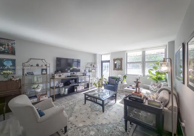 5th image of 90 Edgewater Dr #114, Coral Gables, FL 33133 | MLS# A12017003