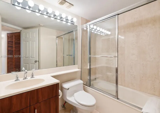 3rd image of 3600 Mystic Pointe Dr #1209, Aventura, FL 33180 | MLS# A12010985