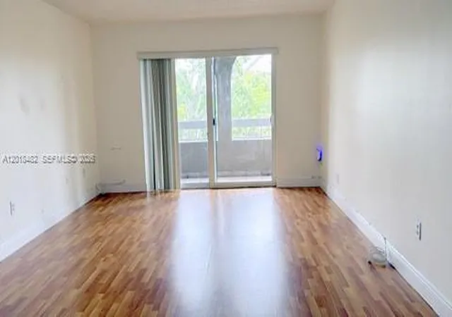 3rd image of 7815 Camino Real I417, Miami, FL 33143