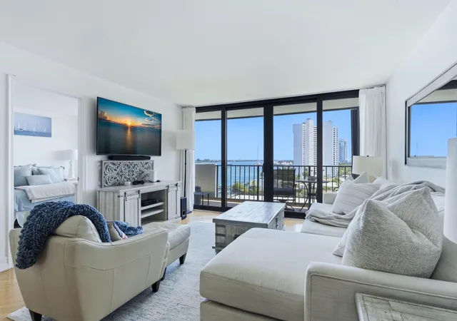 Photo 2 of Condo for sale at 5600 N Flagler Dr #Unit 910, West Palm Beach, FL 33407 | MLS# B26028037 | Listing updated on 2026-10-06