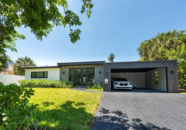 Homes for sale in Fort Lauderdale, FL | 2308 Se 18 St, Fort Lauderdale, FL 33316 | MLS# A12018500