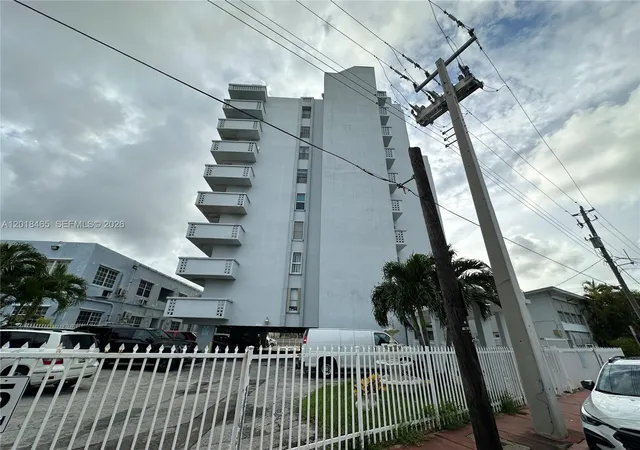 2nd image of 7118 Bonita Dr, Miami Beach, FL 33141