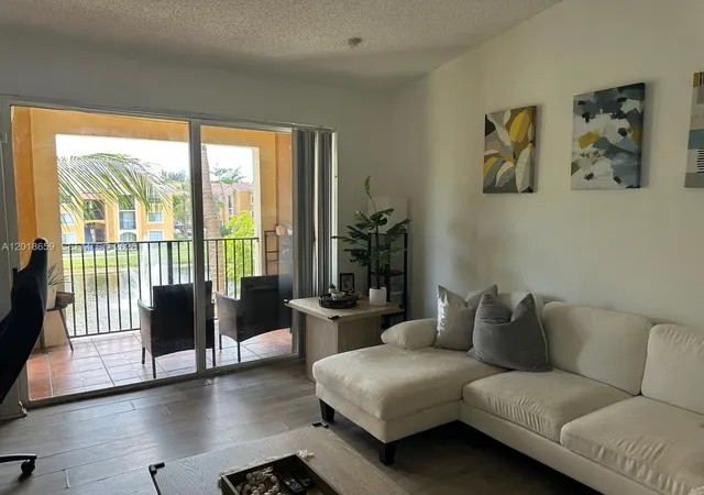 Homes for sale in Miramar, FL | 2240 E Preserve Wy, Miramar, FL 33025