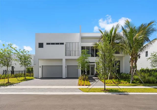 Homes for sale in Weston, FL | 16710 Botaniko Dr N, Weston, FL 33326 | MLS# A12004496