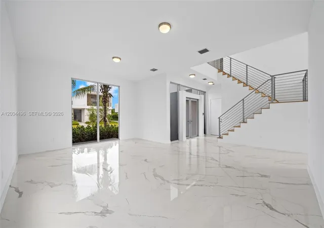 Homes for sale in Weston, FL | 16710 Botaniko Dr N, Weston, FL 33326 | MLS# A12004496