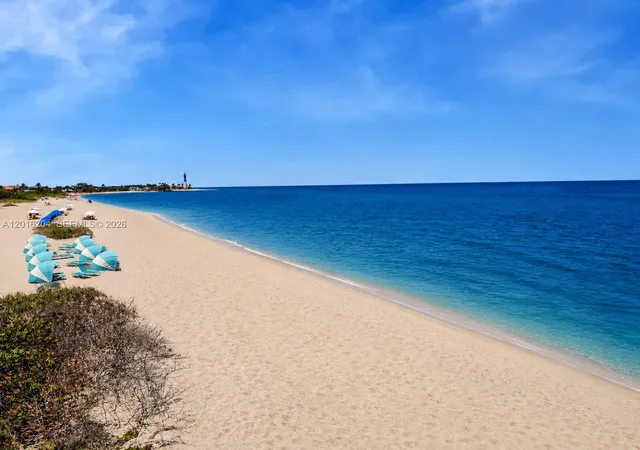 Homes for sale in Pompano Beach, FL | 1301 N Riverside Dr #7, Pompano Beach, FL 33062 | MLS# A12016204