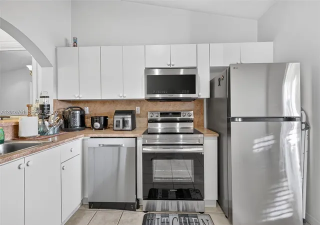 1st image of 2600 Se 12th Pl #203, Homestead, FL 33035 | MLS# A12018761