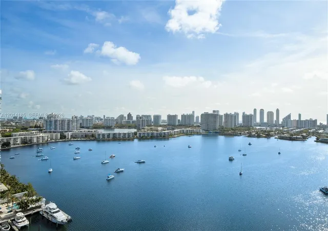 3rd image of 17111 Biscayne Blvd #2107, Aventura, FL 33160 | MLS# A12014185