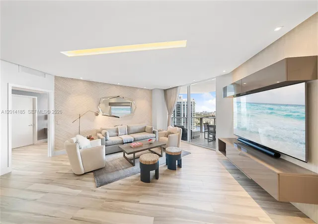 4th image of 17111 Biscayne Blvd #2107, Aventura, FL 33160 | MLS# A12014185