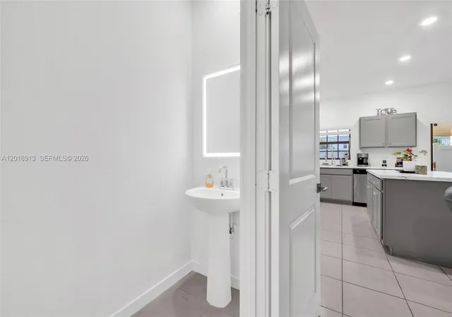 5th image of 730 Sw 12Th St, Florida City, FL 33034 | MLS# A12018913