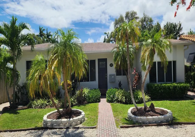 Homes for sale in Fort Lauderdale, FL | 1207 Ne 12th Ave, Fort Lauderdale, FL 33304 | MLS# B26028484