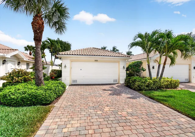 Photo 2 of Sale Pending at 3023 Verdmont Ln, Wellington, FL 33414 | MLS# B26028677 | Listing updated on 2026-09-09