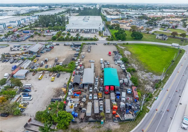 Homes for sale in Hialeah Gardens, FL | 13800 Nw 112th Ave, Hialeah Gardens, FL 33018 | MLS# A12019465