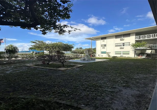 Homes for sale in Pompano Beach, FL | 1050 E Sample Road, Pompano Beach, FL 33064 | Houzeo