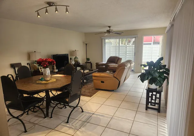 Photo 2 of Townhouse for sale at 515 Nw 98th Avenue #515, Plantation, FL 33324 | MLS# B26028521 | Listing updated on 2026-09-23