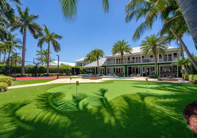 Photo 1 of Mansion for sale at 4130 Ne 31st Avenue, Lighthouse Point, FL 33064 | MLS# B26028407 | Listing updated on 2026-10-06
