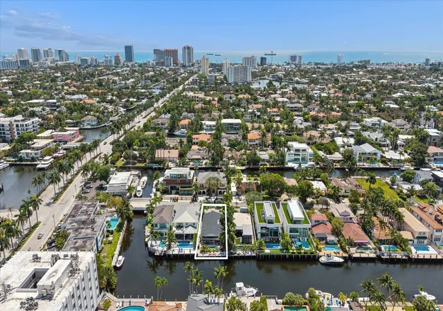 Single family home for sale at 325 Coconut Isle Dr, Fort Lauderdale, FL 33301 | MLS# B26028514