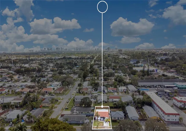 31st image of 40 Se 3rd Ter, Dania, FL 33004 | MLS# A12019602