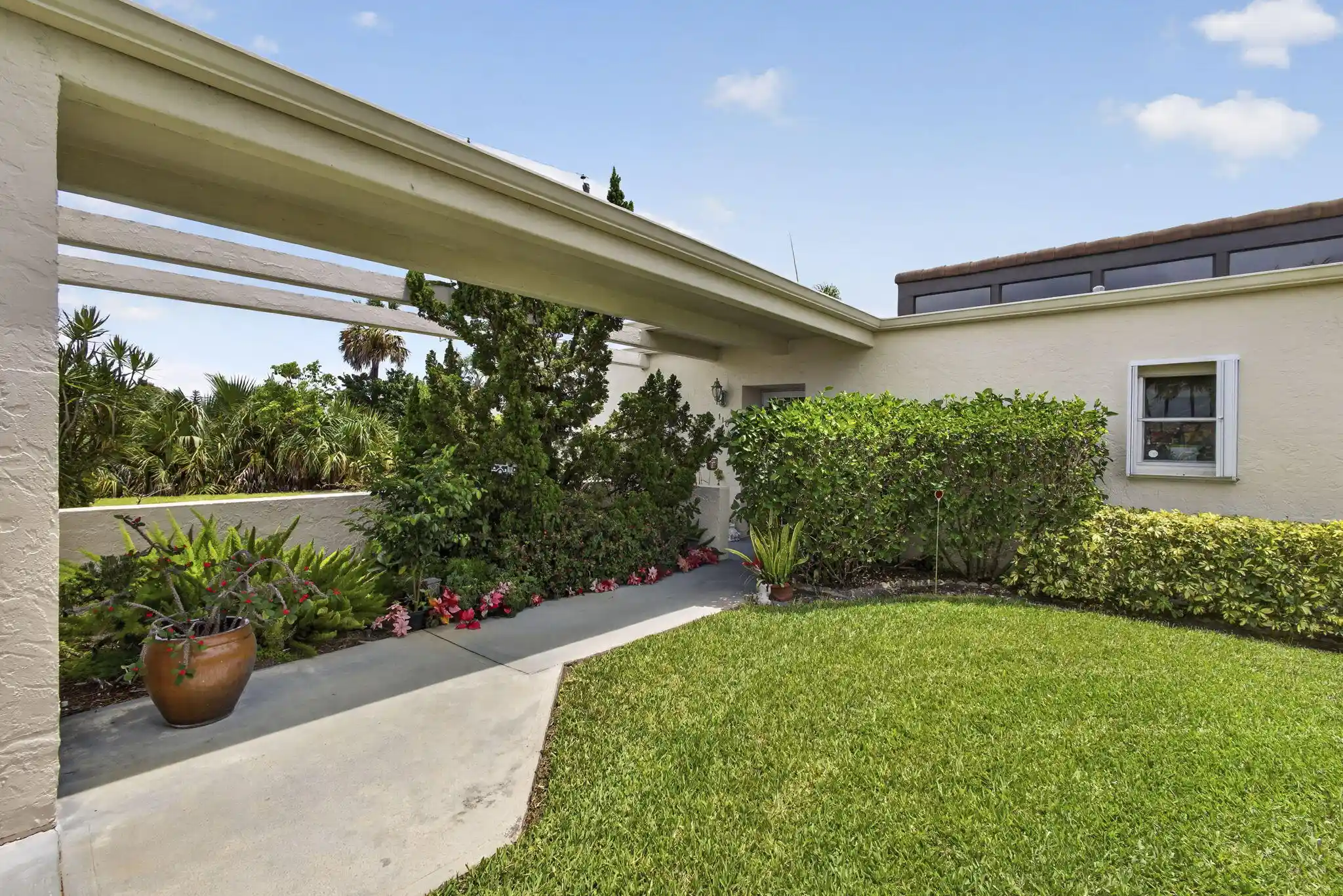 Photo 1 of Condo for sale at 2651 Boundbrook Blvd #110, West Palm Beach, FL 33461 | MLS# B26028840 | Listing updated on 2026-10-28