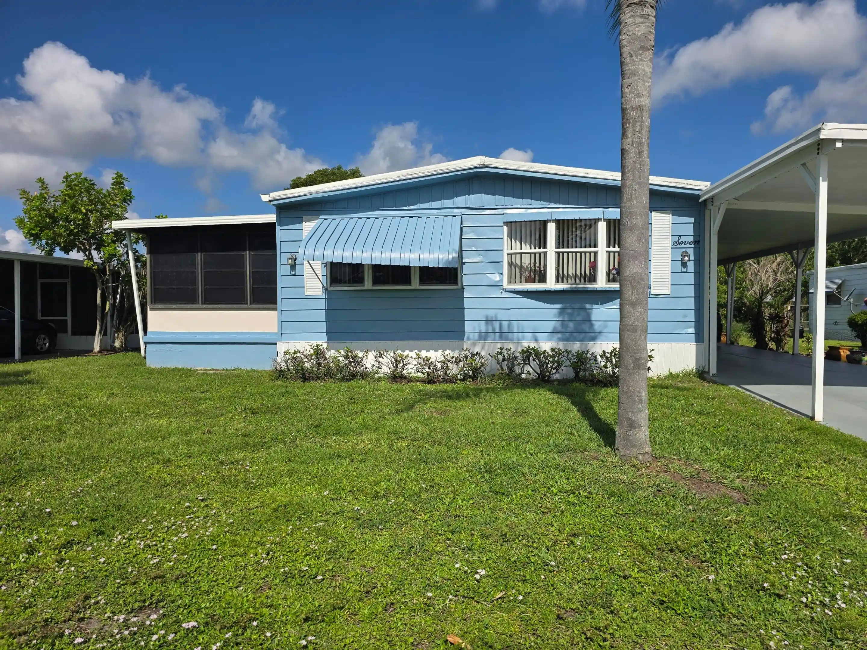 Photo 1 of Manufactured home for sale at 7 Madrid Ln, Port Saint Lucie, FL 34952 | MLS# B26028857 | Listing updated on 2026-10-29