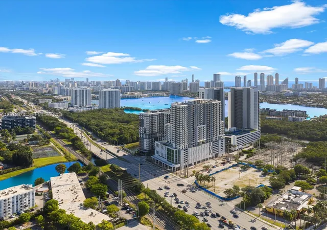 4th image of 16385 Biscayne Blvd #3103, North Miami Beach, FL 33160 | MLS# A12019674