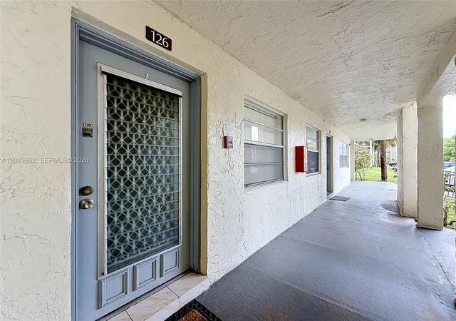 4th image of 3000 Nw 48Th Ter, Lauderdale Lakes, FL 33313