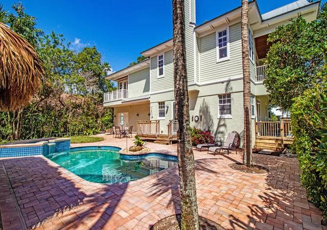 Photo 3 of Single family home for sale at 5592 Se Reef Way, Stuart, FL 34997 | MLS# B26028952 | Listing updated on 2026-10-07