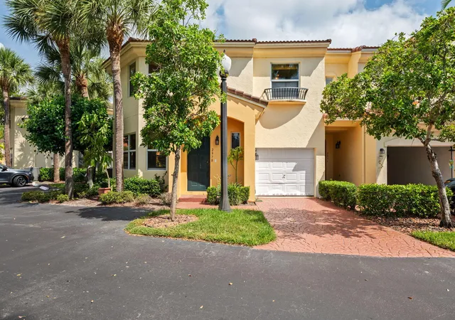 Homes for sale in Deerfield Beach, FL | 2978 Deer Creek Country Club Blvd, Deerfield Beach, FL 33442 | MLS# B26028968