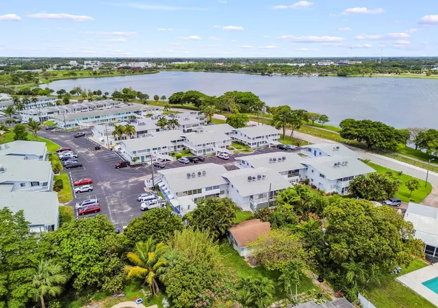 2nd image of 1950 Lake Osborne Dr, Lake Worth Beach, FL 33461