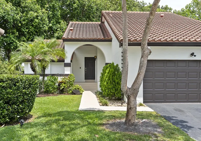 Homes for sale in Weston, FL | 1955 Sacramento, Weston, FL 33326 | MLS# B26029113