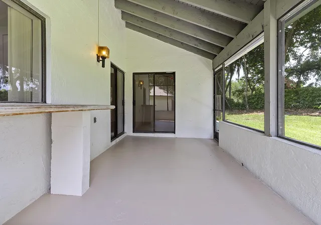 Homes for sale in Weston, FL | 1955 Sacramento, Weston, FL 33326 | MLS# B26029113