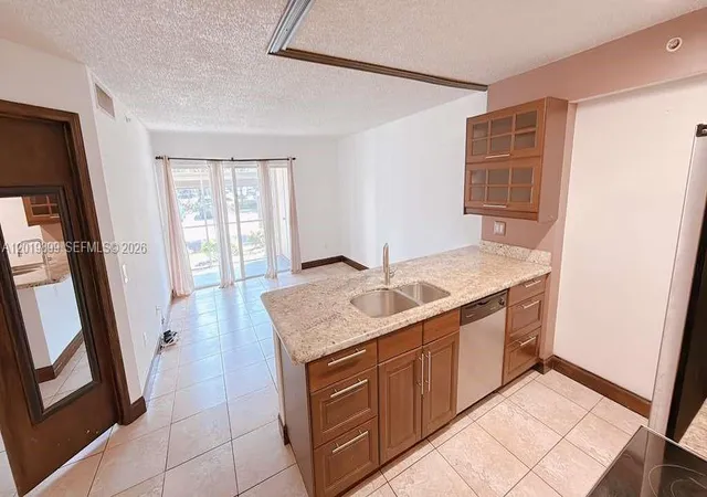 1st image of 470 S Park Rd #7104, Hollywood, FL 33021 | MLS# A12019899