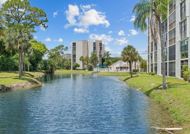 Photo 2 of Condo for sale at 6562 Boca Del Mar Dr #124, Boca Raton, FL 33433 | MLS# B26029163 | Listing updated on 2026-09-23