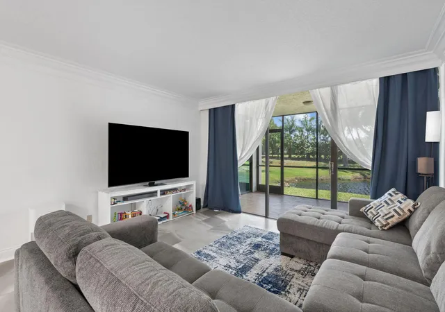 Photo 3 of Condo for sale at 6562 Boca Del Mar Dr #124, Boca Raton, FL 33433 | MLS# B26029163 | Listing updated on 2026-09-23