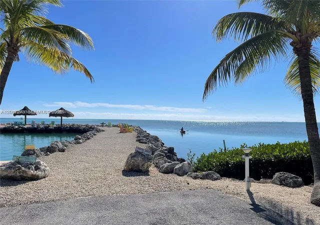 1st image of 84961 Old Hwy 17 Hwy, Islamorada, FL 33036 | MLS# A12017273