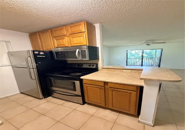 Homes for sale in Deerfield Beach, FL | 588 Trace Cir #202, Deerfield Beach, FL 33441 | MLS# A12020240