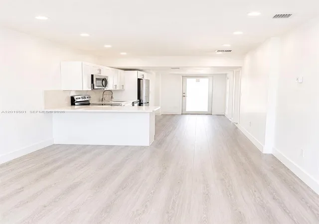 Homes for sale in Miami Gardens, FL | 1881 Nw 157Th St, Miami Gardens, FL 33054 | MLS# A12019501