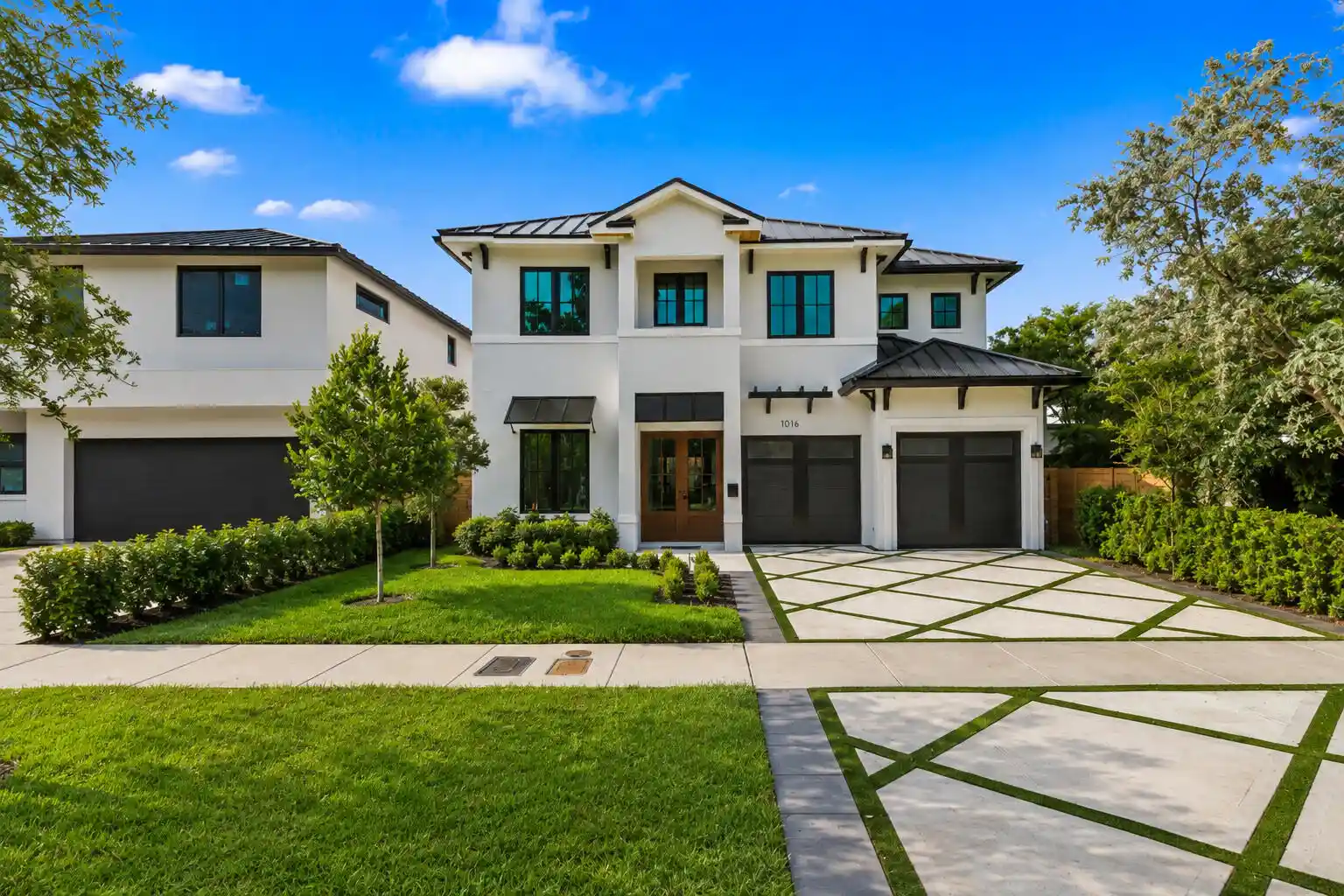 Single family home for sale at 1016 SE 8th Street, Fort Lauderdale, FL 33316 | MLS# B26029358