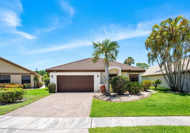 Homes for sale in Boca Raton, FL | 11194 Highland Cir, Boca Raton, FL 33428 | MLS# B26029519