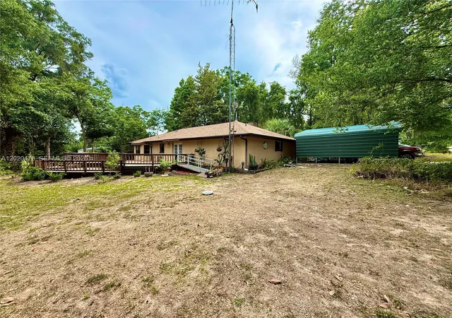 5th image of 13167 Se 39Th Ct, Belleview, FL 34420 | MLS# A12020478