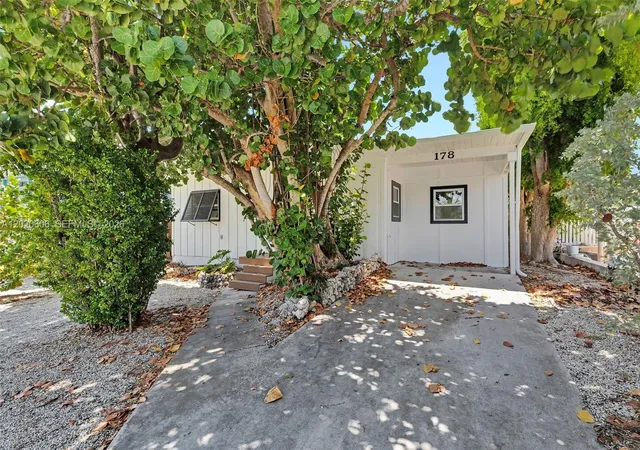 4th image of 178 Coral Ave, Tavernier, FL 33070 | MLS# A12020606