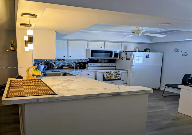 Homes for sale in Boynton Beach, FL | 130 Ne 26Th Ave, Boynton Beach, FL 33435
